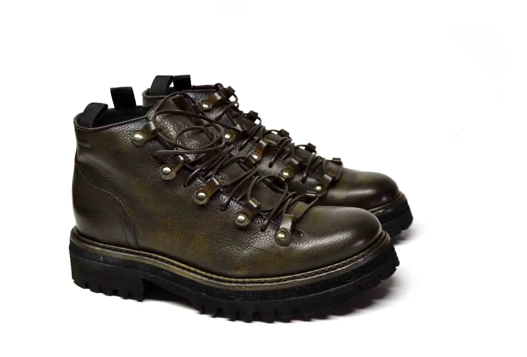 Iuri Laced Chukka