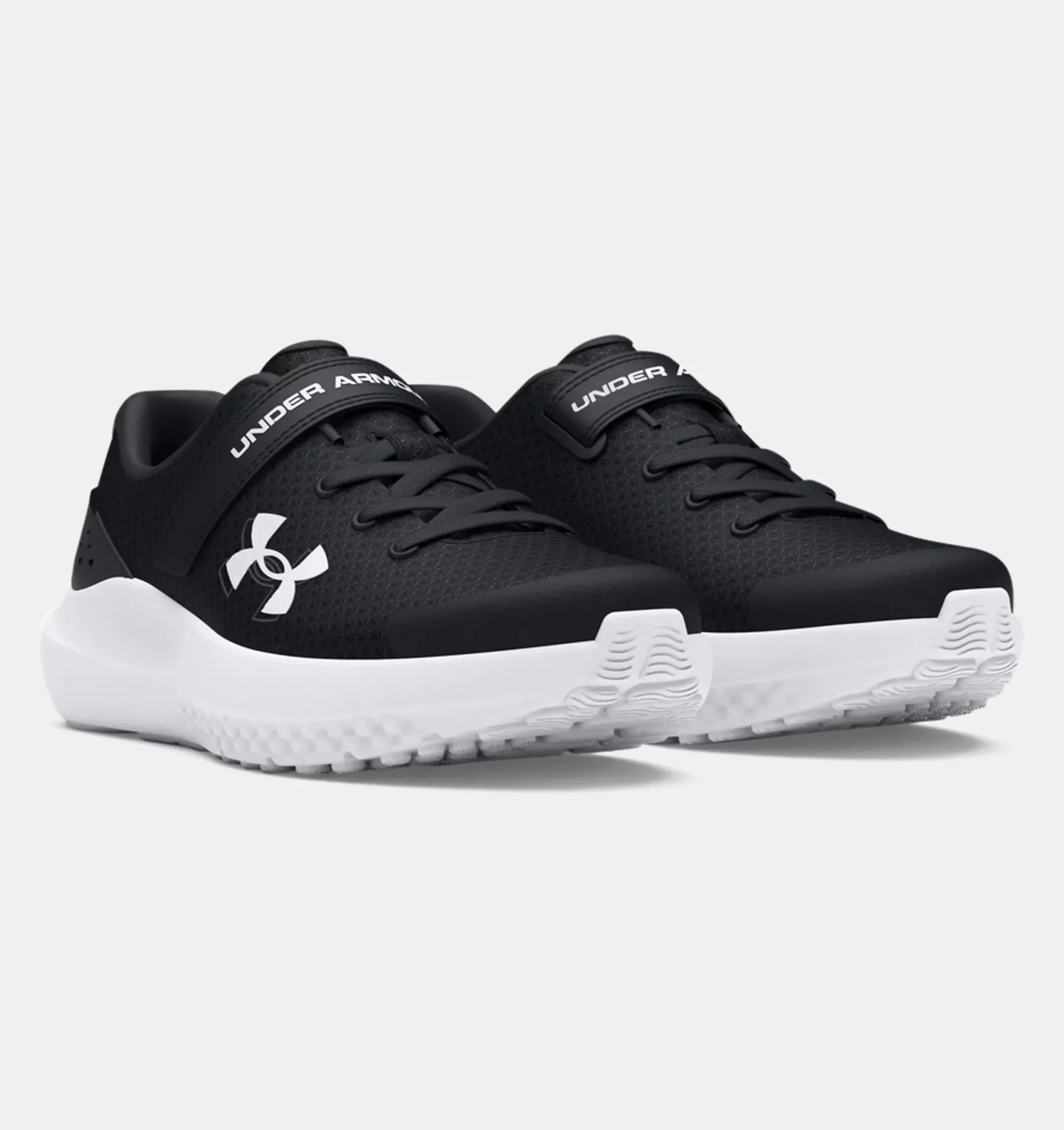 Under Armour Surge 4 AC Childrens Running Shoes - Black